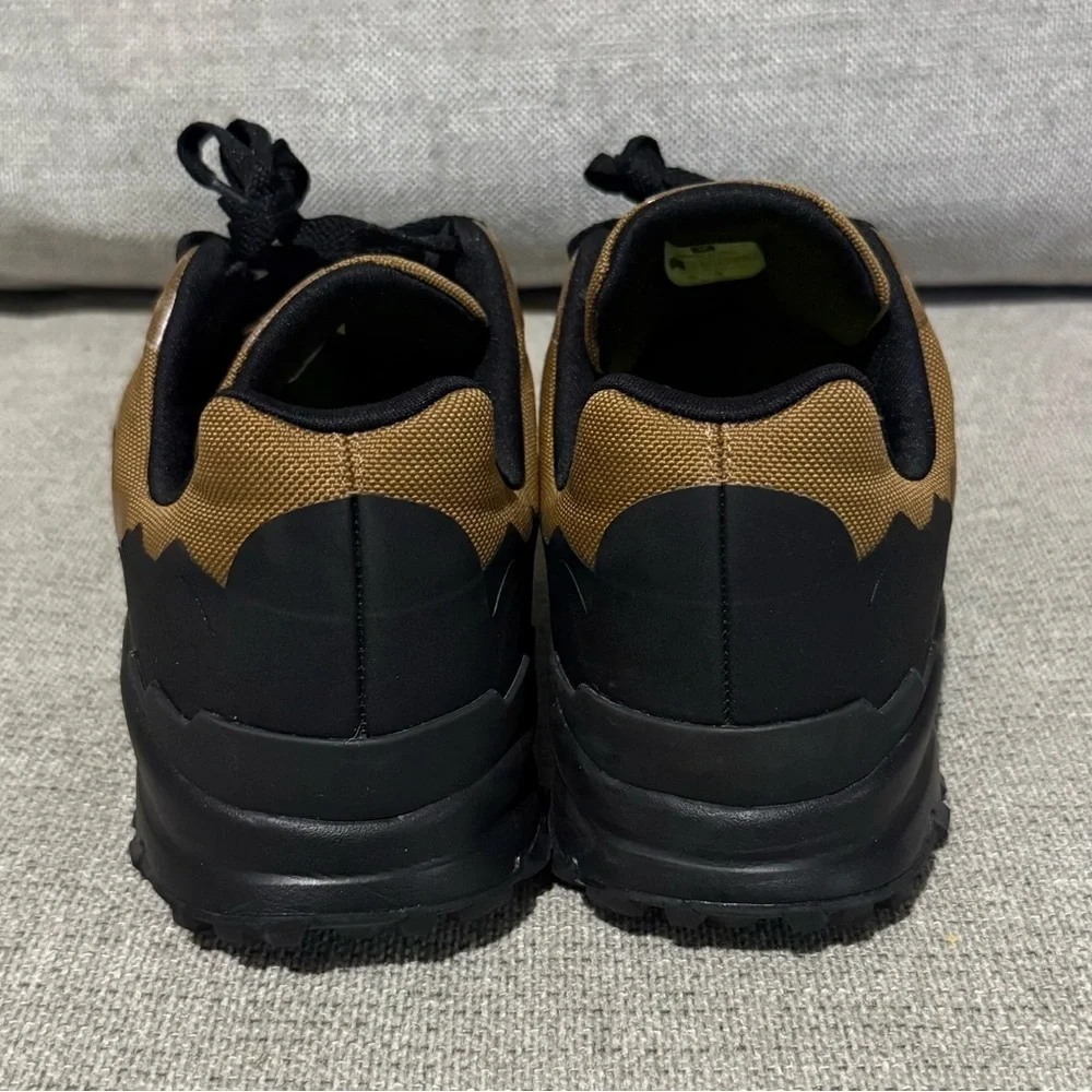 Veja Men's Black and Brown Sneakers